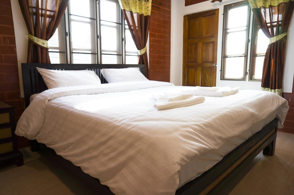 Summer Guesthouse And Hostel Ко Тао Екстериор снимка